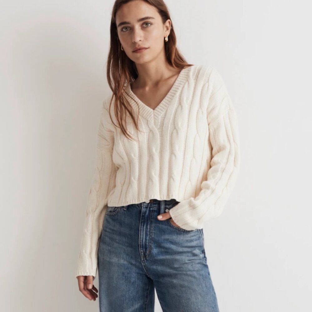 Madewell Antique Cream Cable-Knit V-Neck Lightweight Crop Sweater - Size - Large
